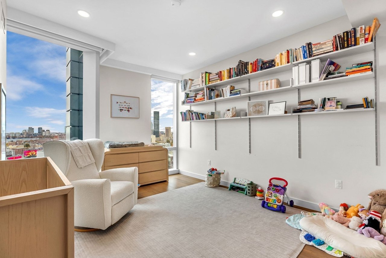 188 Brookline Ave #22k