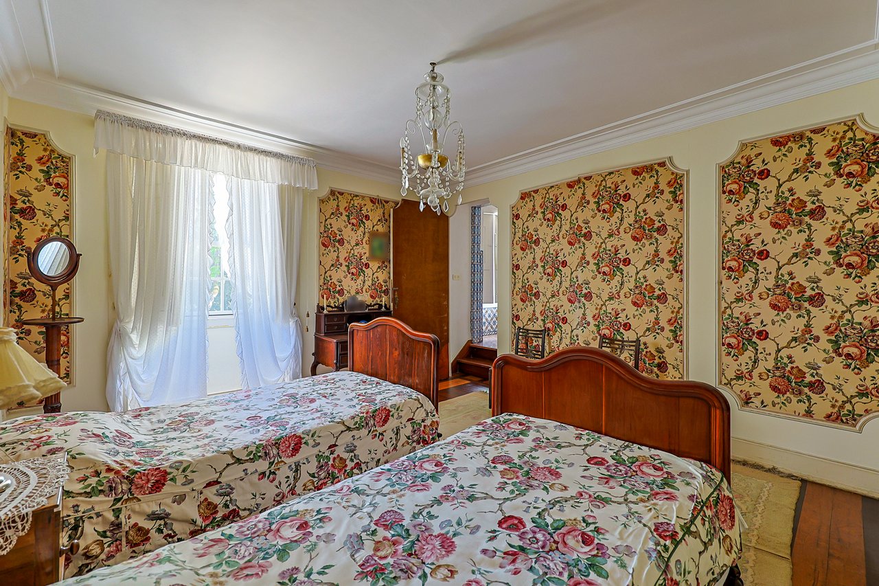 Magnificent 17th-Century Palace with  76,400 m² Estate Near Coimbra