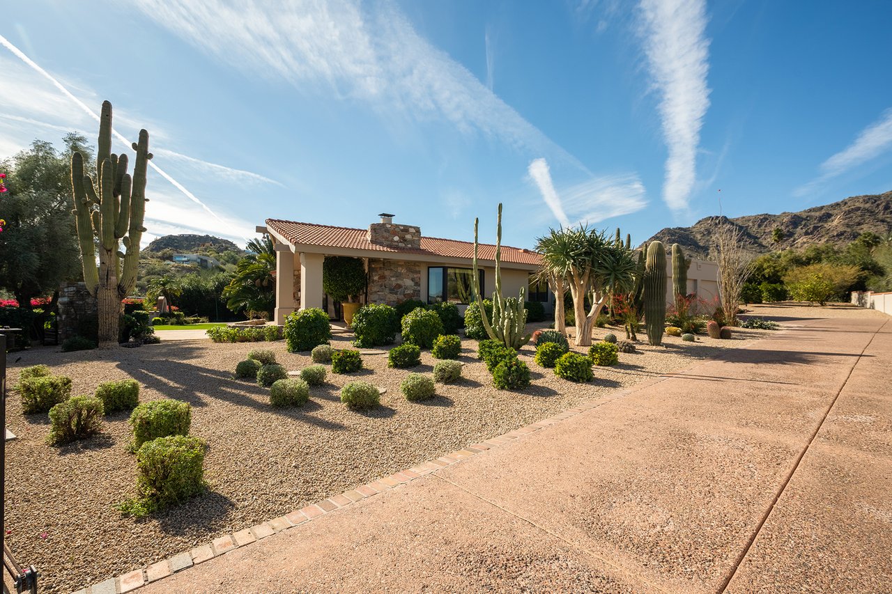 7224 N LAKESIDE Lane