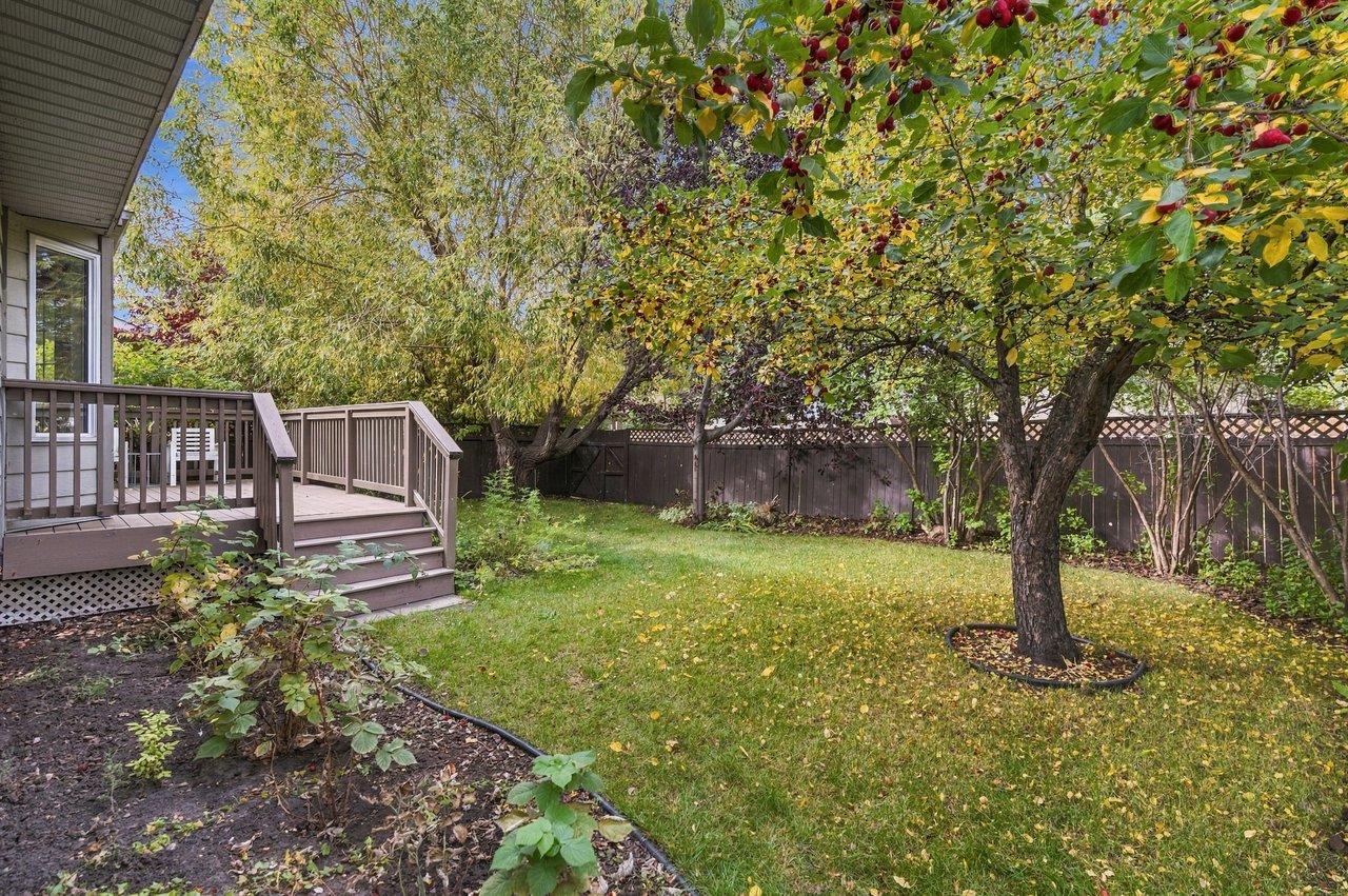 128 Sunvista Close SE