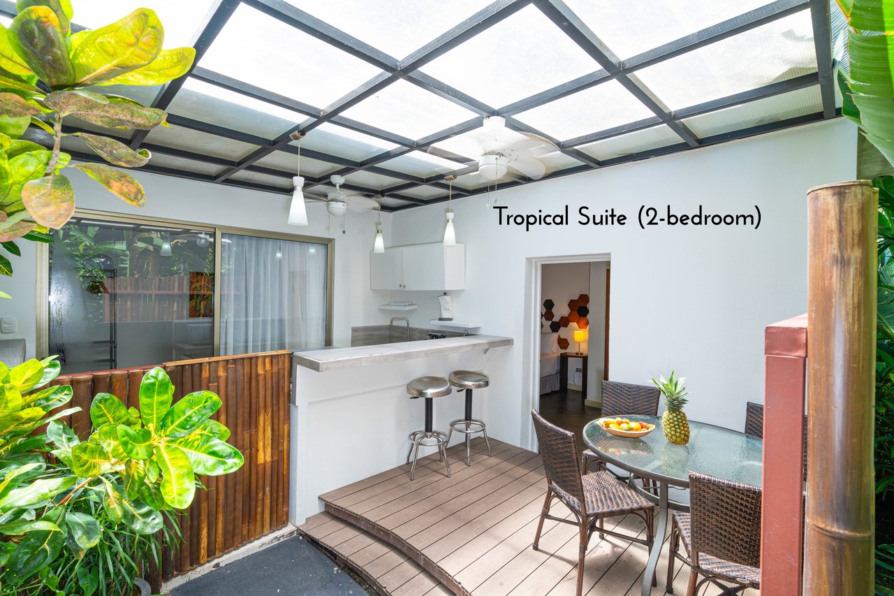 22 Unit Tropical Boutique Hotel steps from Manuel Antonio Park & Beach