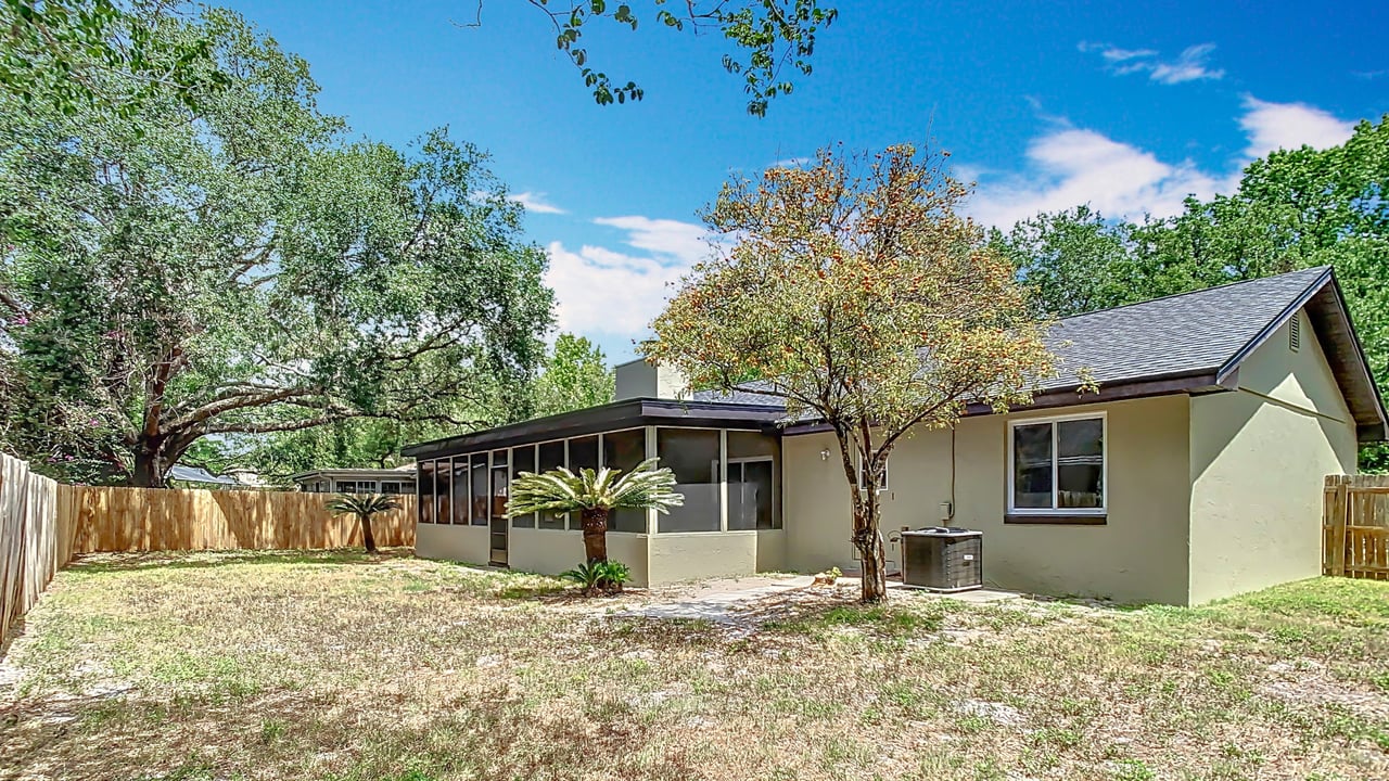 Spacious Open Concept Home in Winter Springs