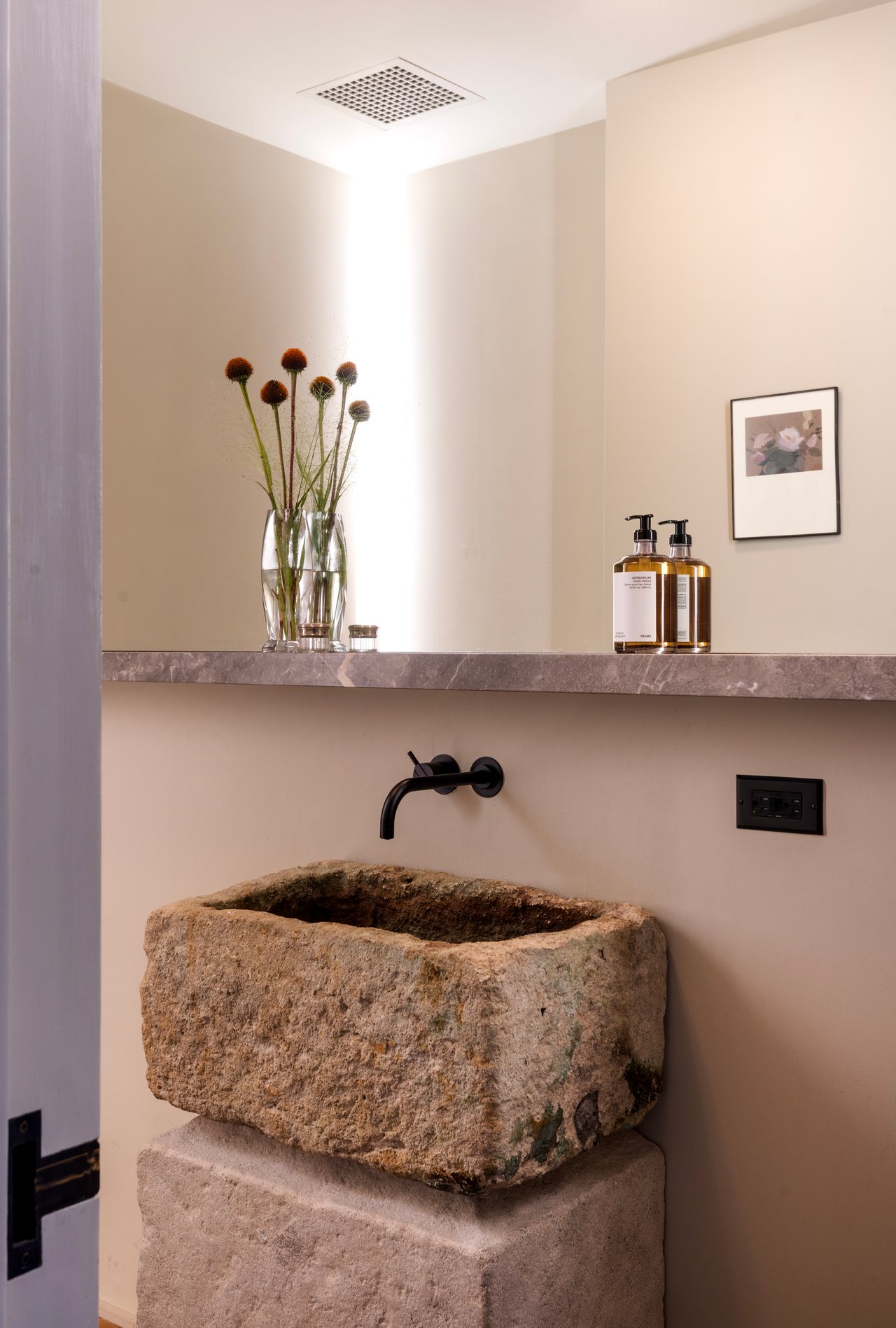 2401 Nottingham Ave, Los Feliz