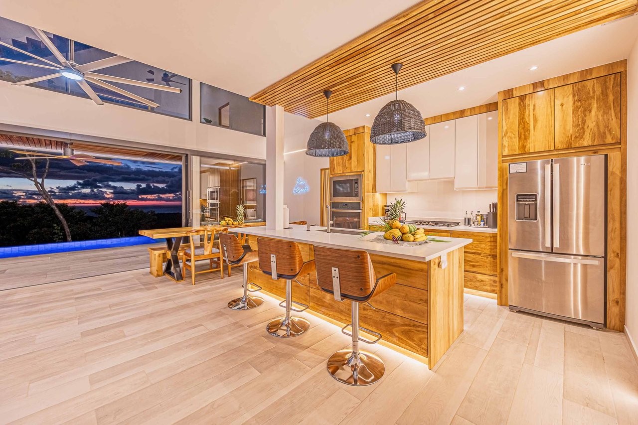 Exclusive Luxury Villa with Infinity Pool