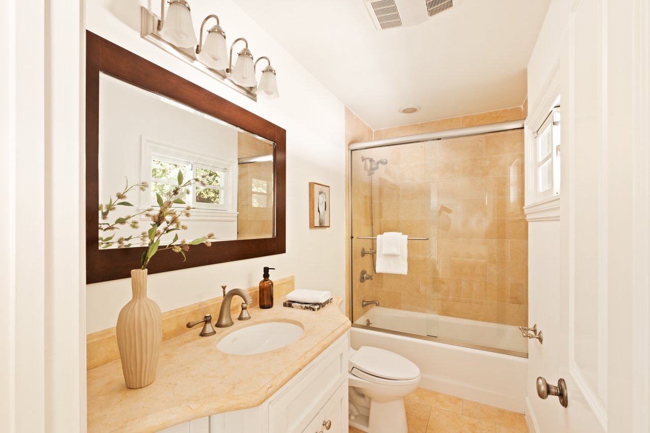 1132 Chantilly Rd, Bel Air