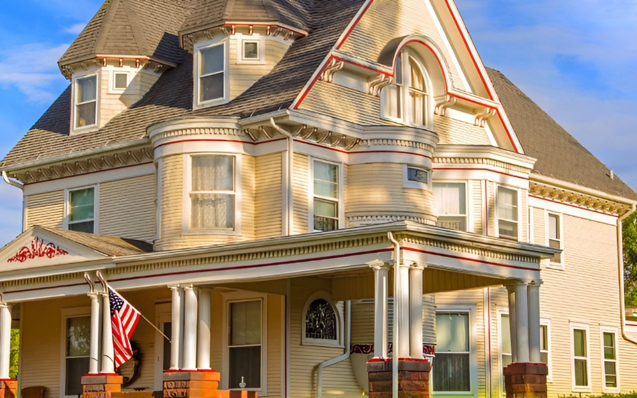 9 Reasons to Love East Hill Pensacola Real Estate