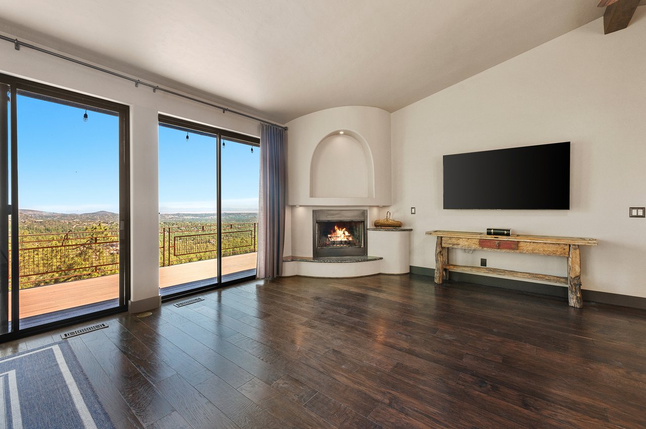 2700 W BUTTERFLY Ridge