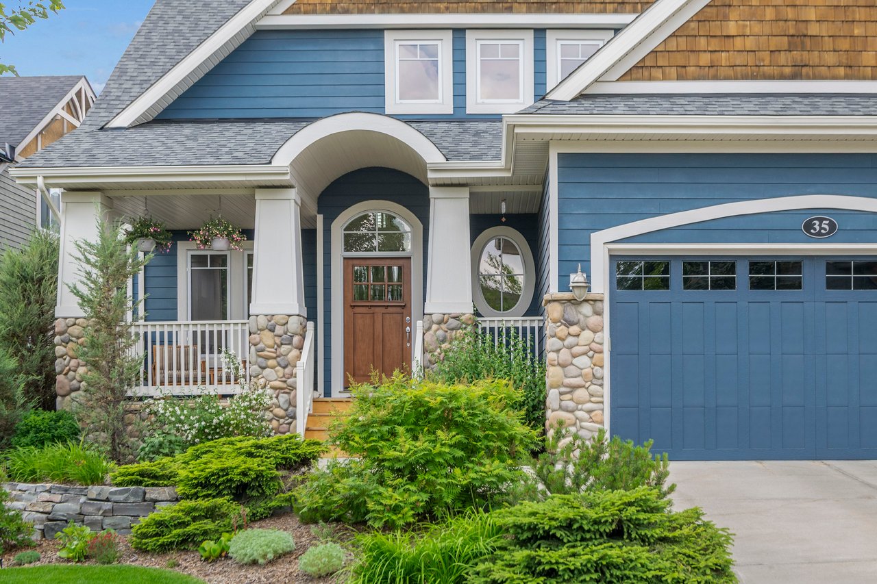 35 Tusslewood Drive NW