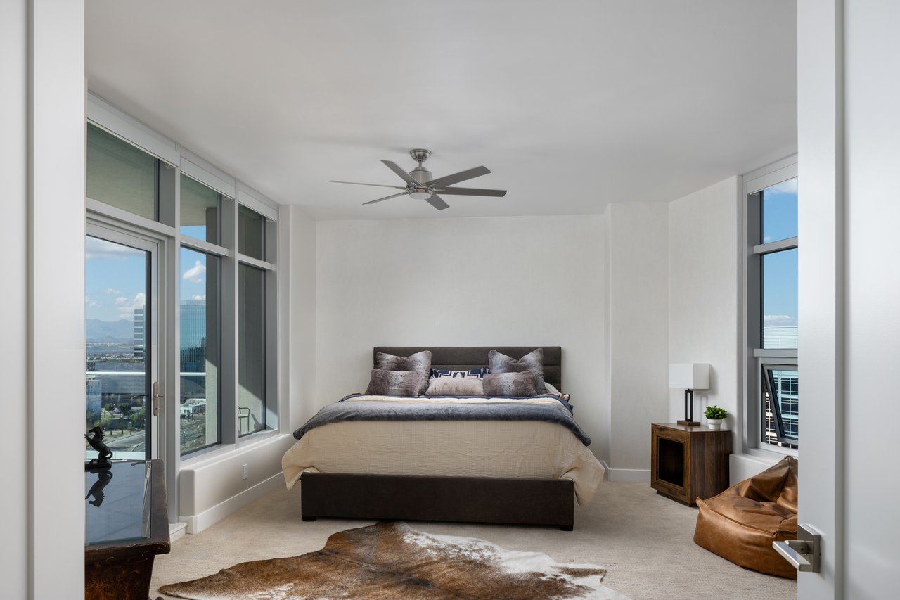 140 E RIO SALADO Parkway 1101