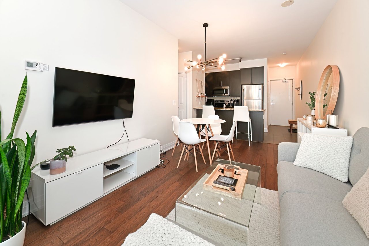 530 St Clair Ave W Unit: 1605