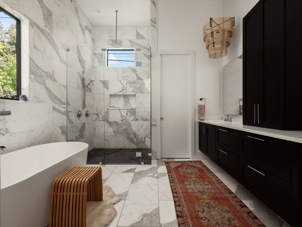 Modern Warmth in the Heart of Tarrytown