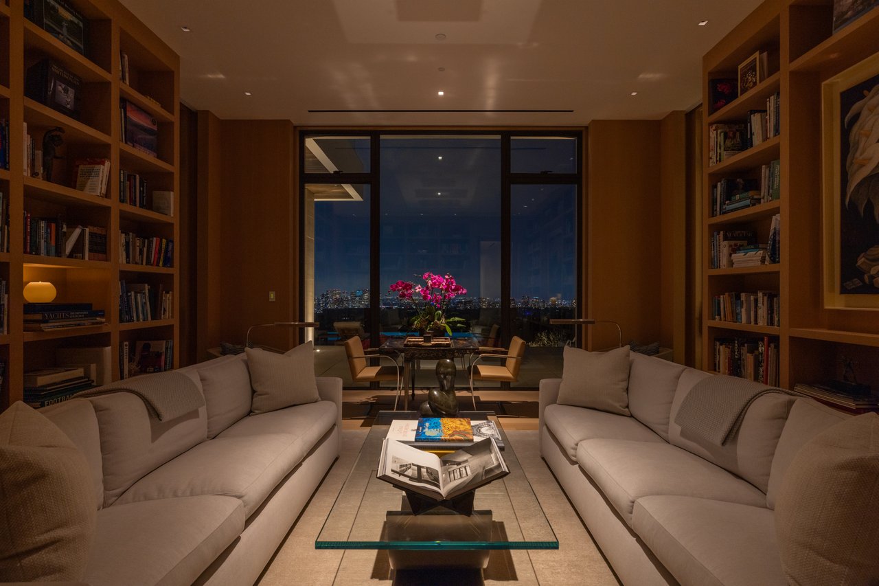 9966 Beverly Grove Dr