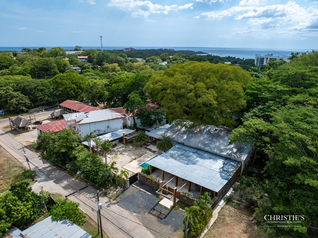El Moro | Prime Commercial Investment Opportunity in Tamarindo