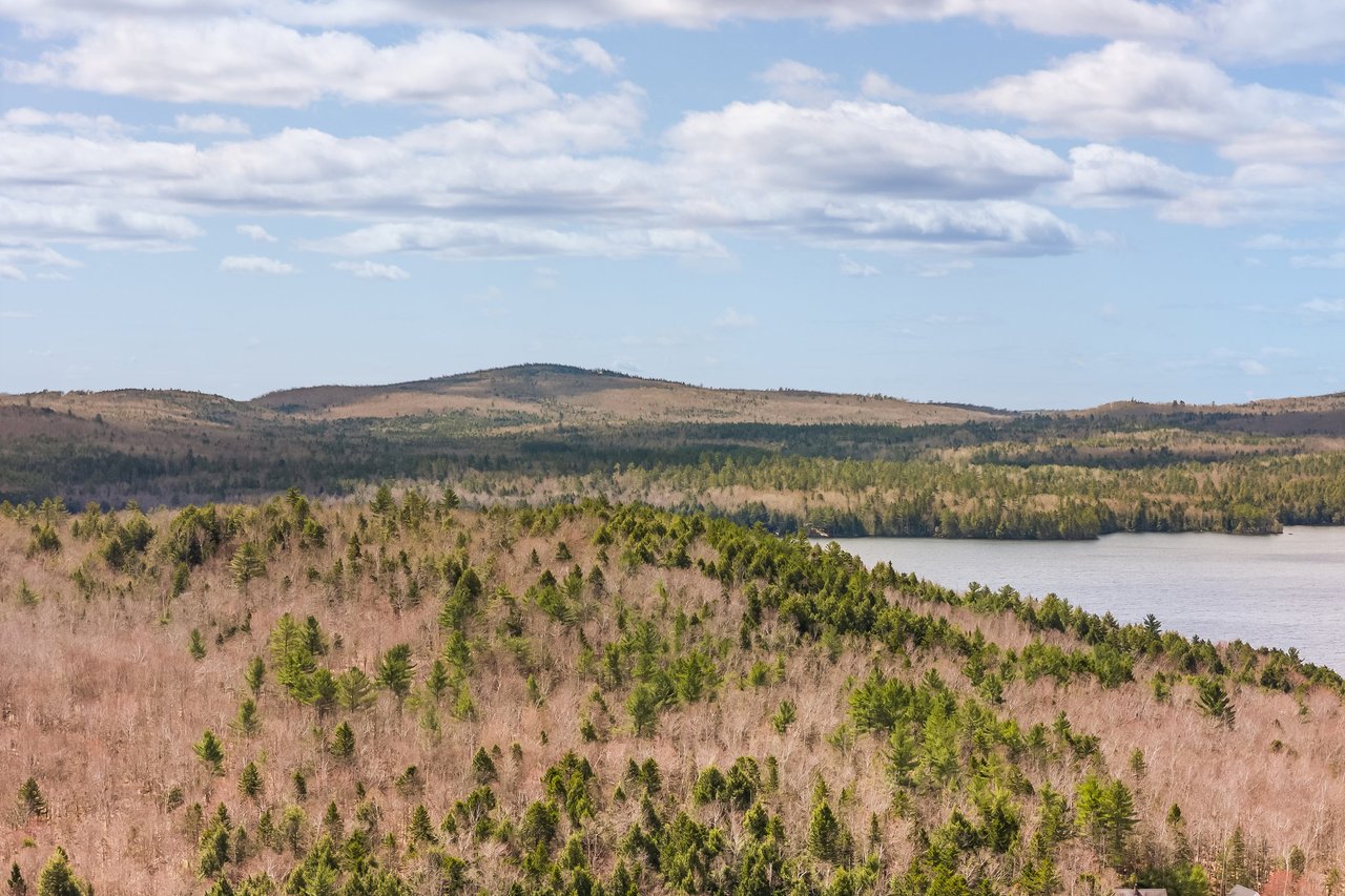 76 Cottage Shore Drive Holden, ME 04429-7003