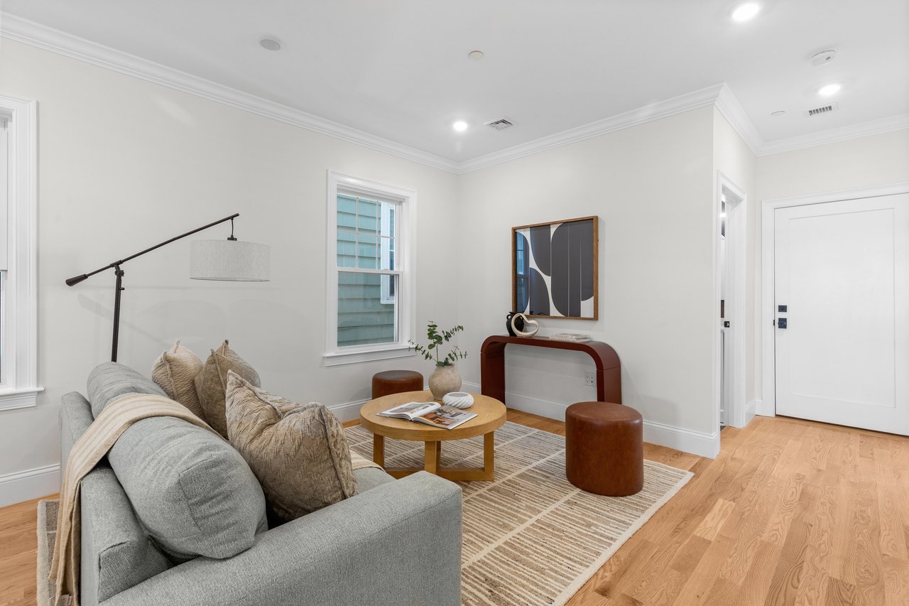 13 Langmaid Ave # 2