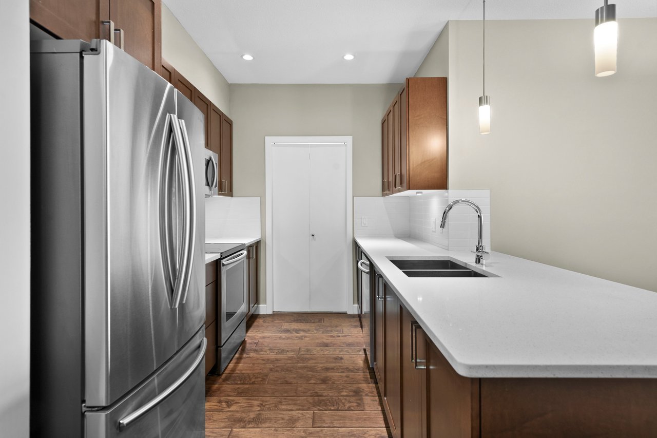 22 Auburn Bay Link SE Unit: 306