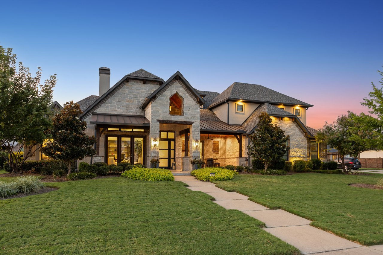 317 Knights Trail