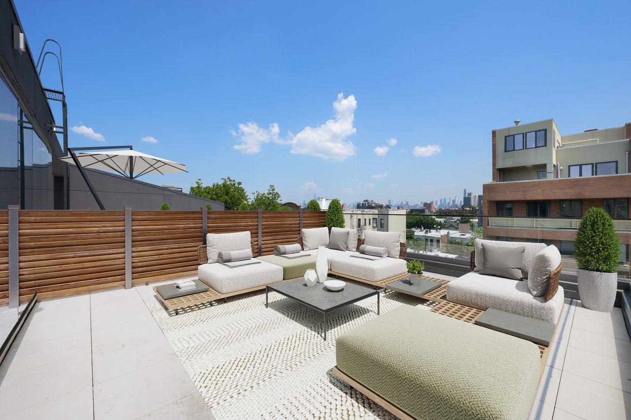 814 5th Ave, Unit 2D