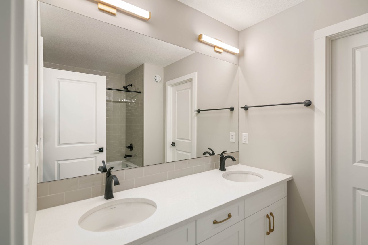 143 Belvedere Crescent SE
