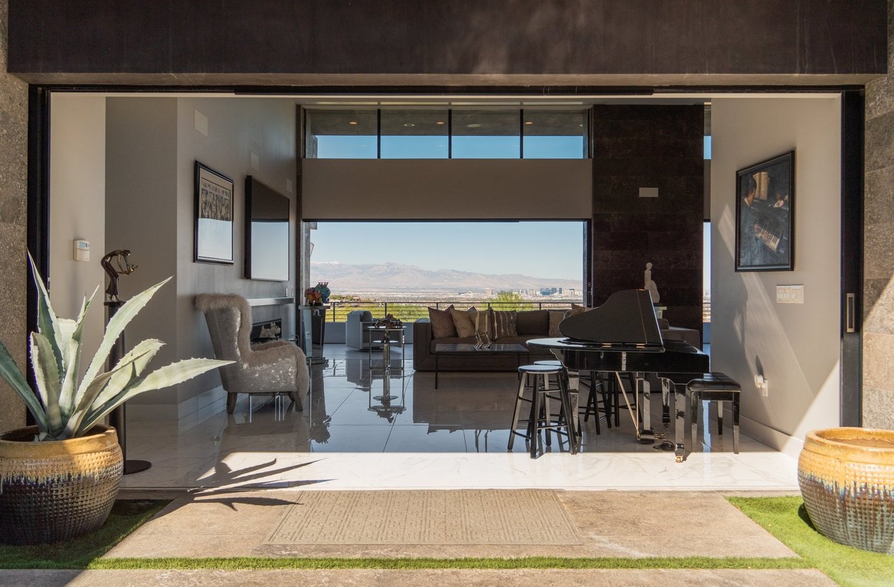 Las Vegas Luxury Real Estate in Fall 2026: Prices, Rates, Notable Sales and What Comes Next