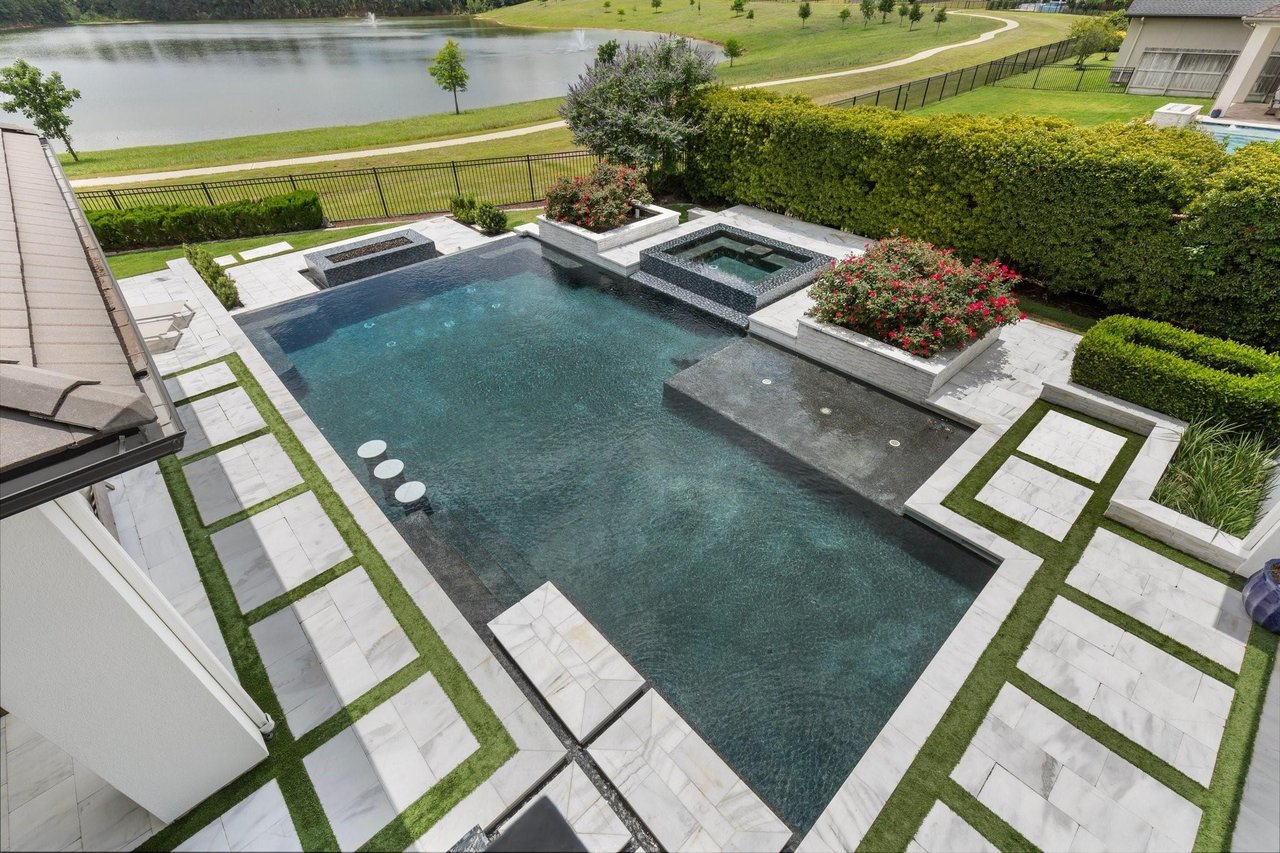 23314 Vista De Tres Lagos Dr