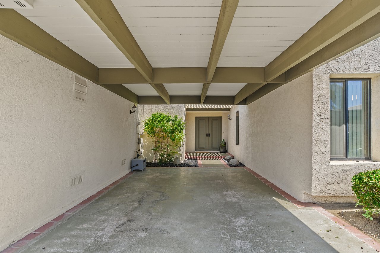 6232 S Paseo De La Palma