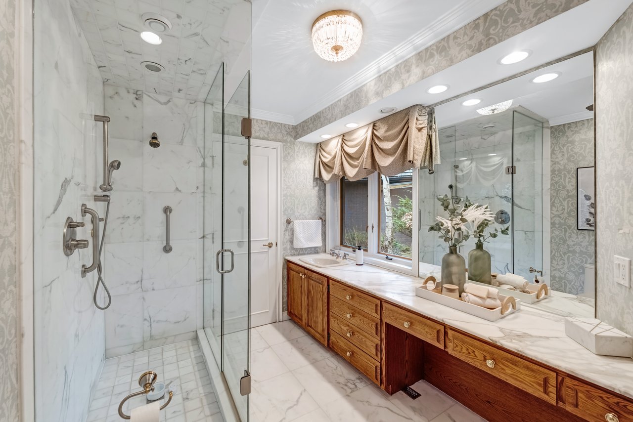 1000 Mississauga Heights Dr