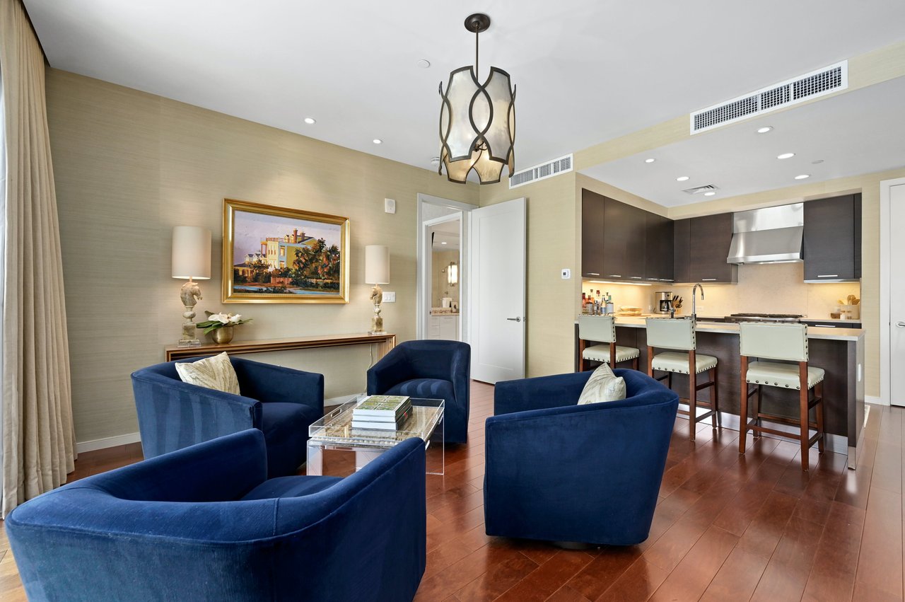 200 Congress Ave Unit 15A