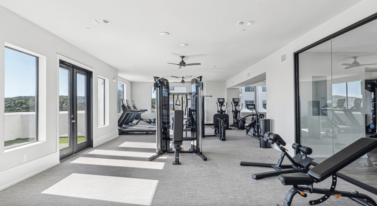 Apply today and enjoy 8 weeks free PLUS an additional $1500 Look & Lease Special