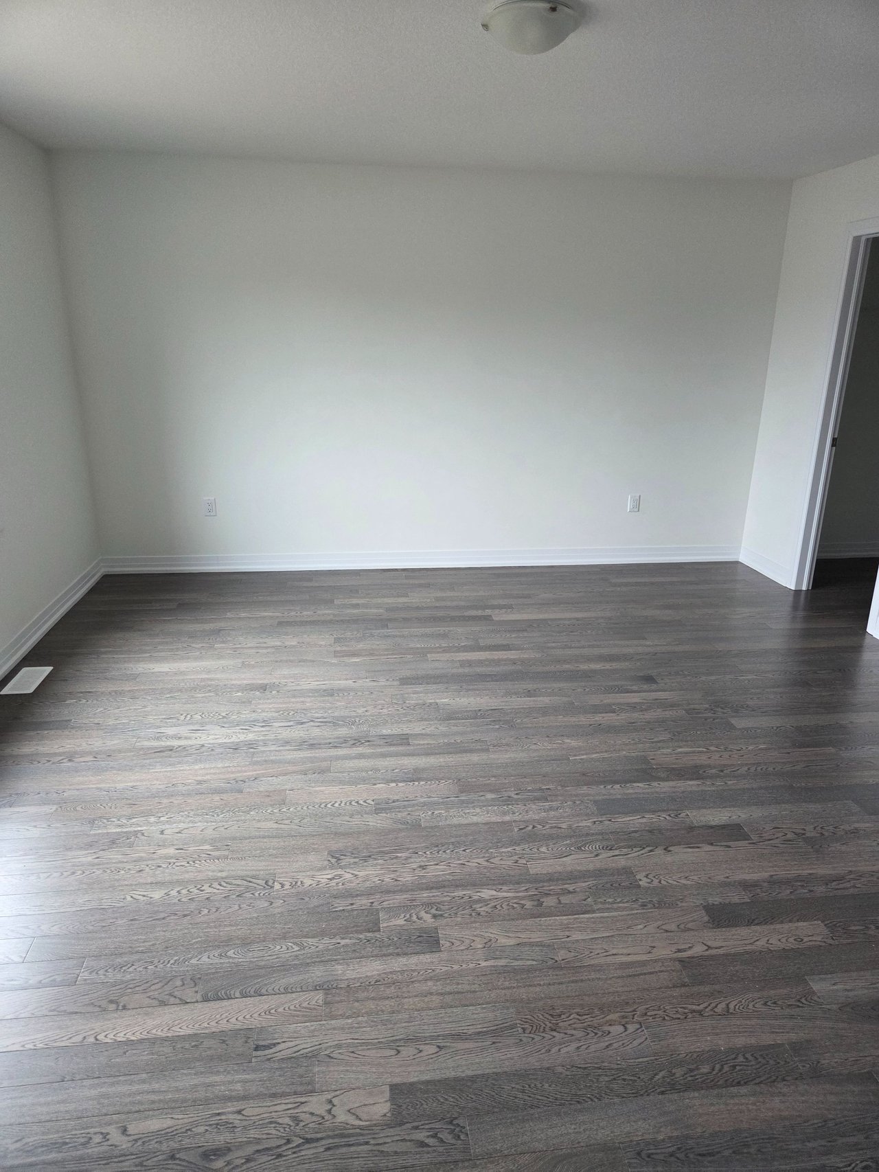 22 Cresthaven Heights