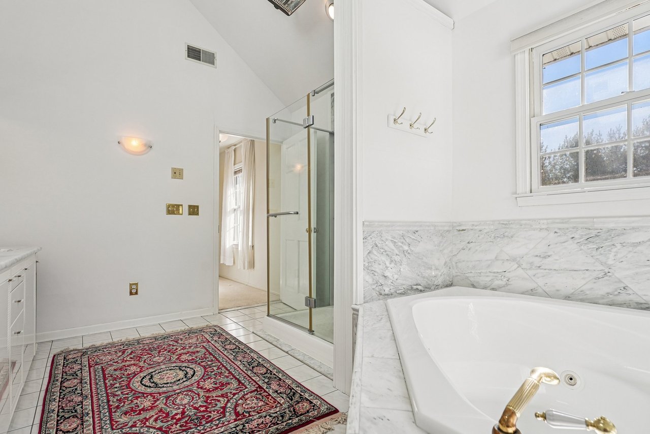 Hilltop Luxury with Endless Views