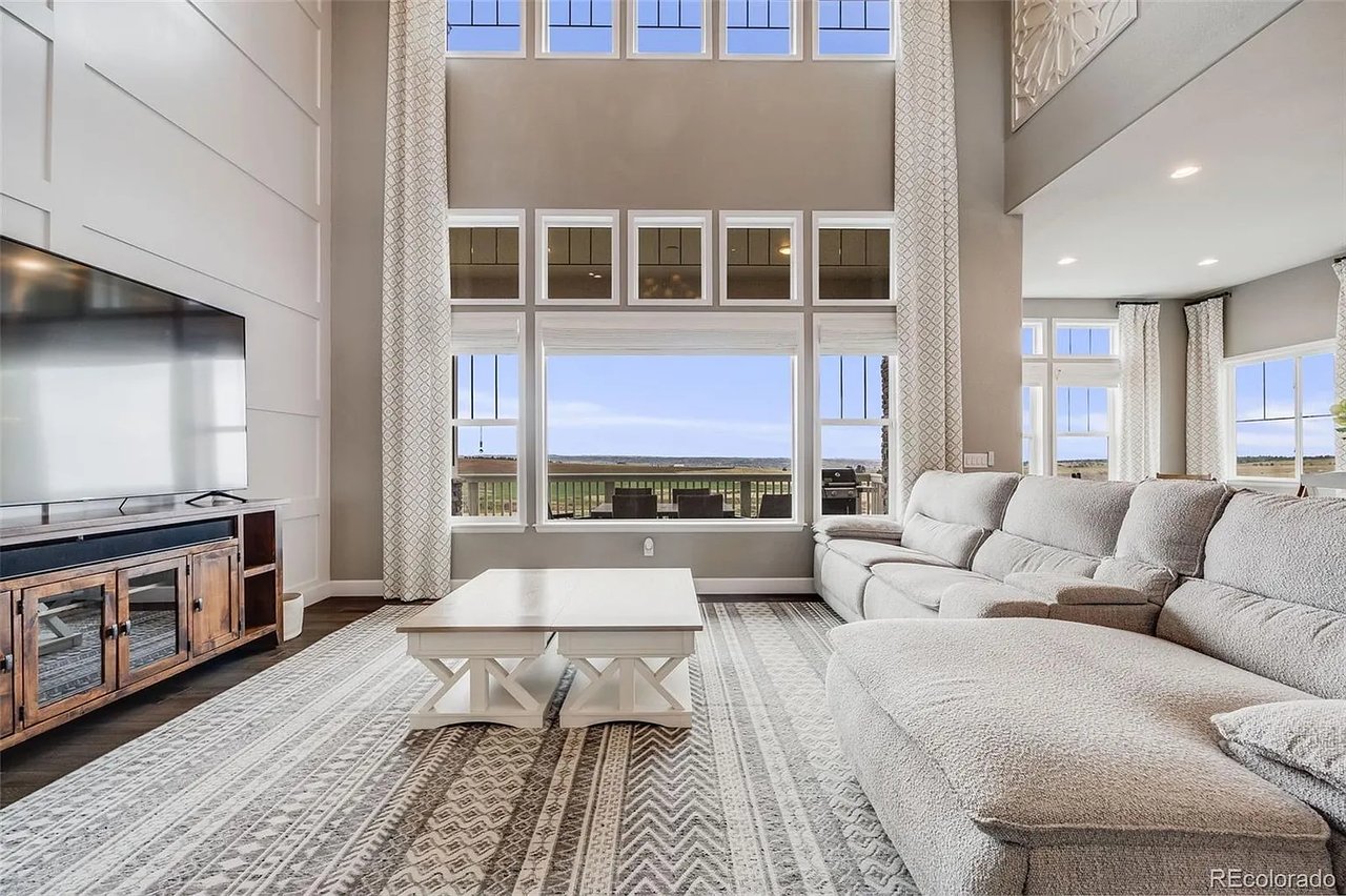 8750 Red Primrose St