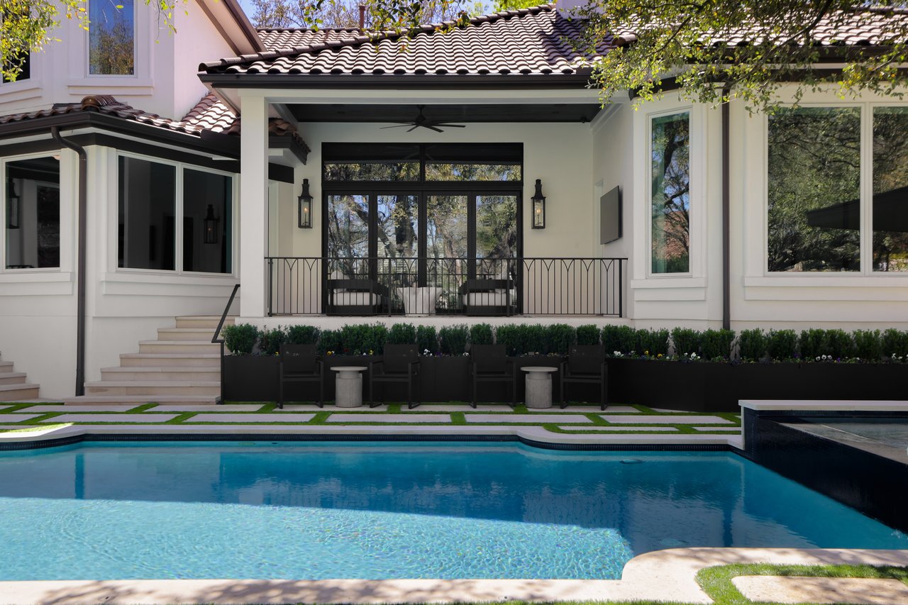 3013 Sparkling Brook Lane
