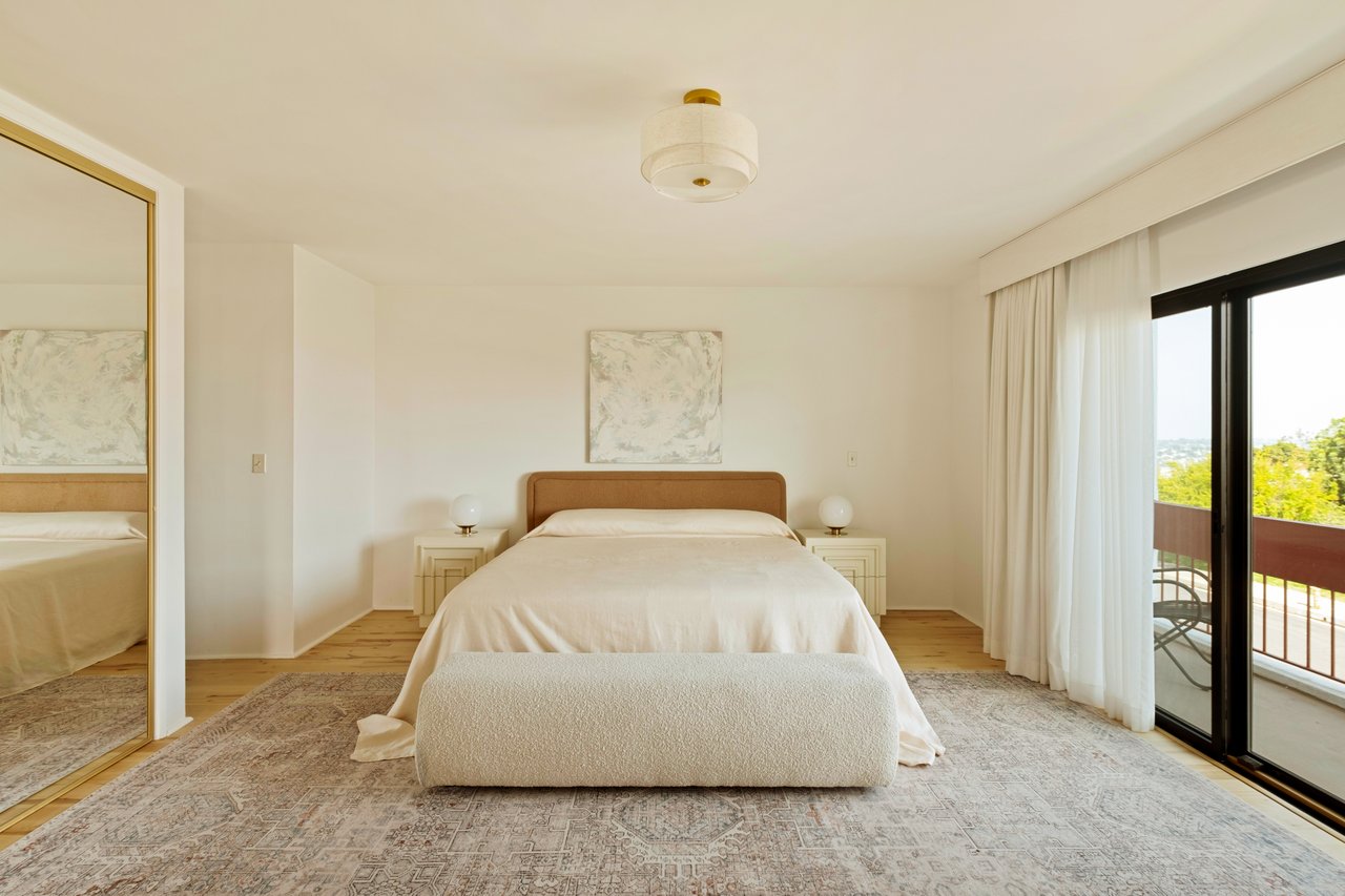 2341 N Hobart Blvd, los feliz