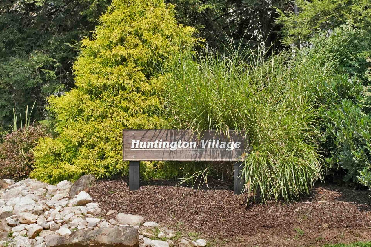 Huntington Village