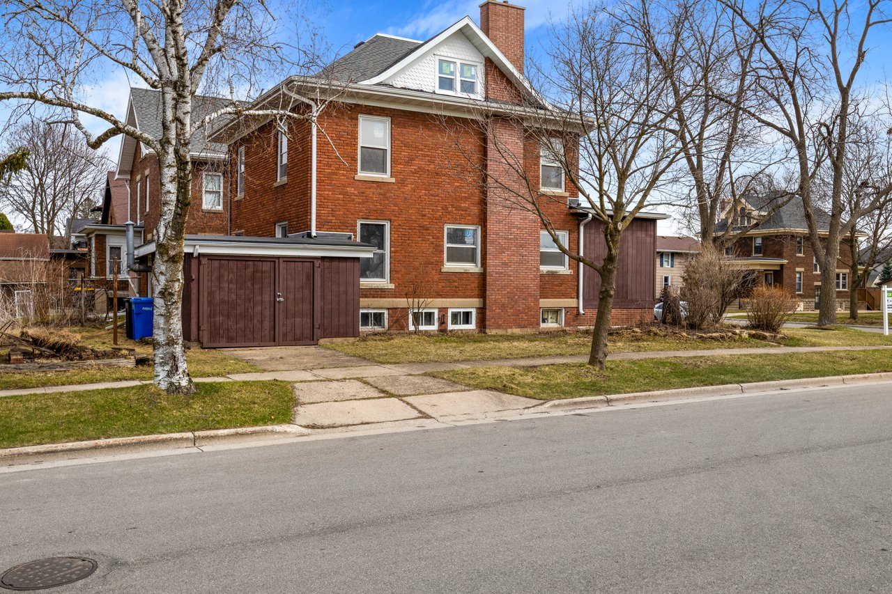 How to Price Your South Central Wisconsin Home to Sell (From a Former Real Estate Appraiser Turned $1,999 Flat Fee Agent)