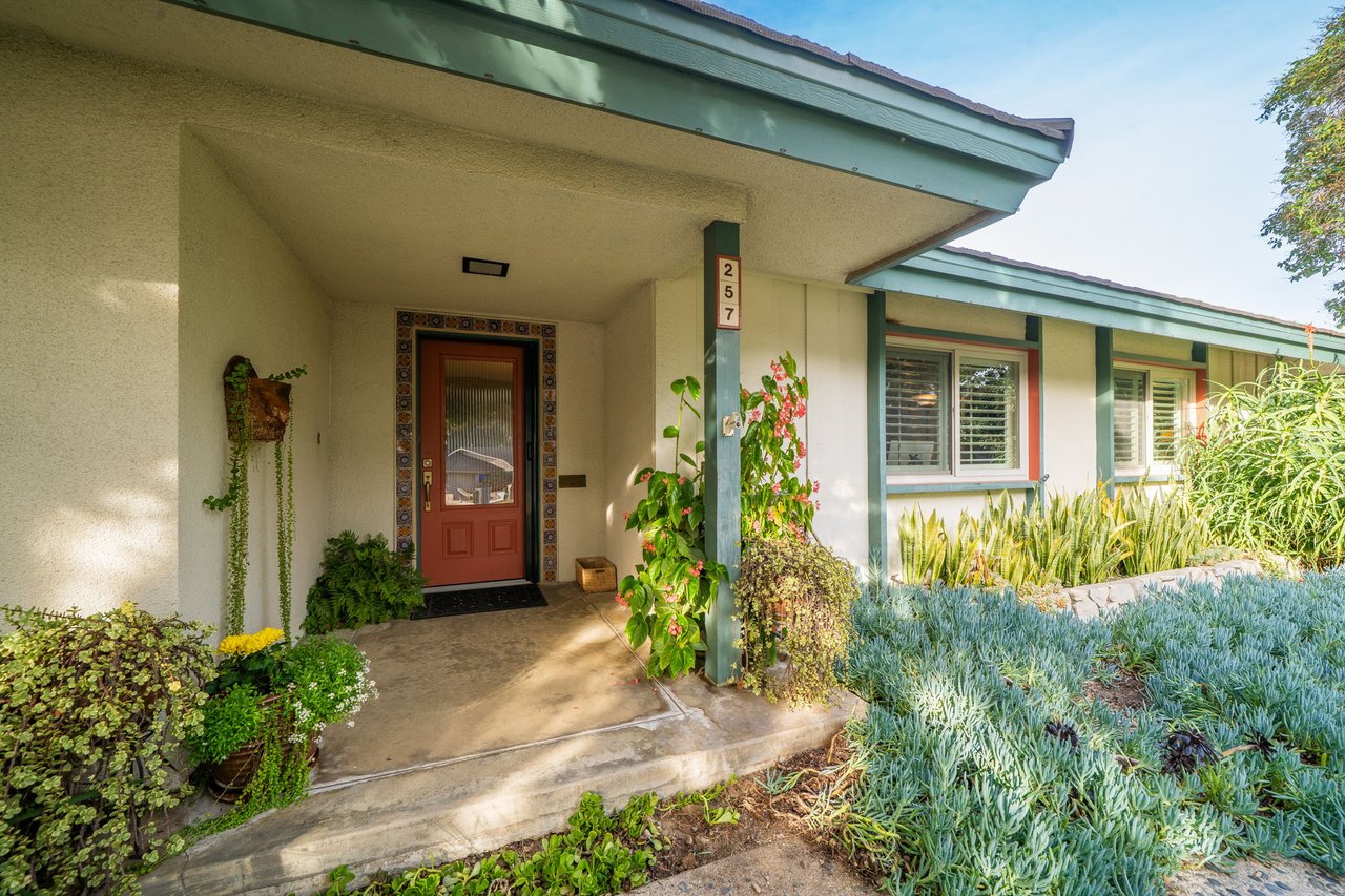 257 W Sonora Place