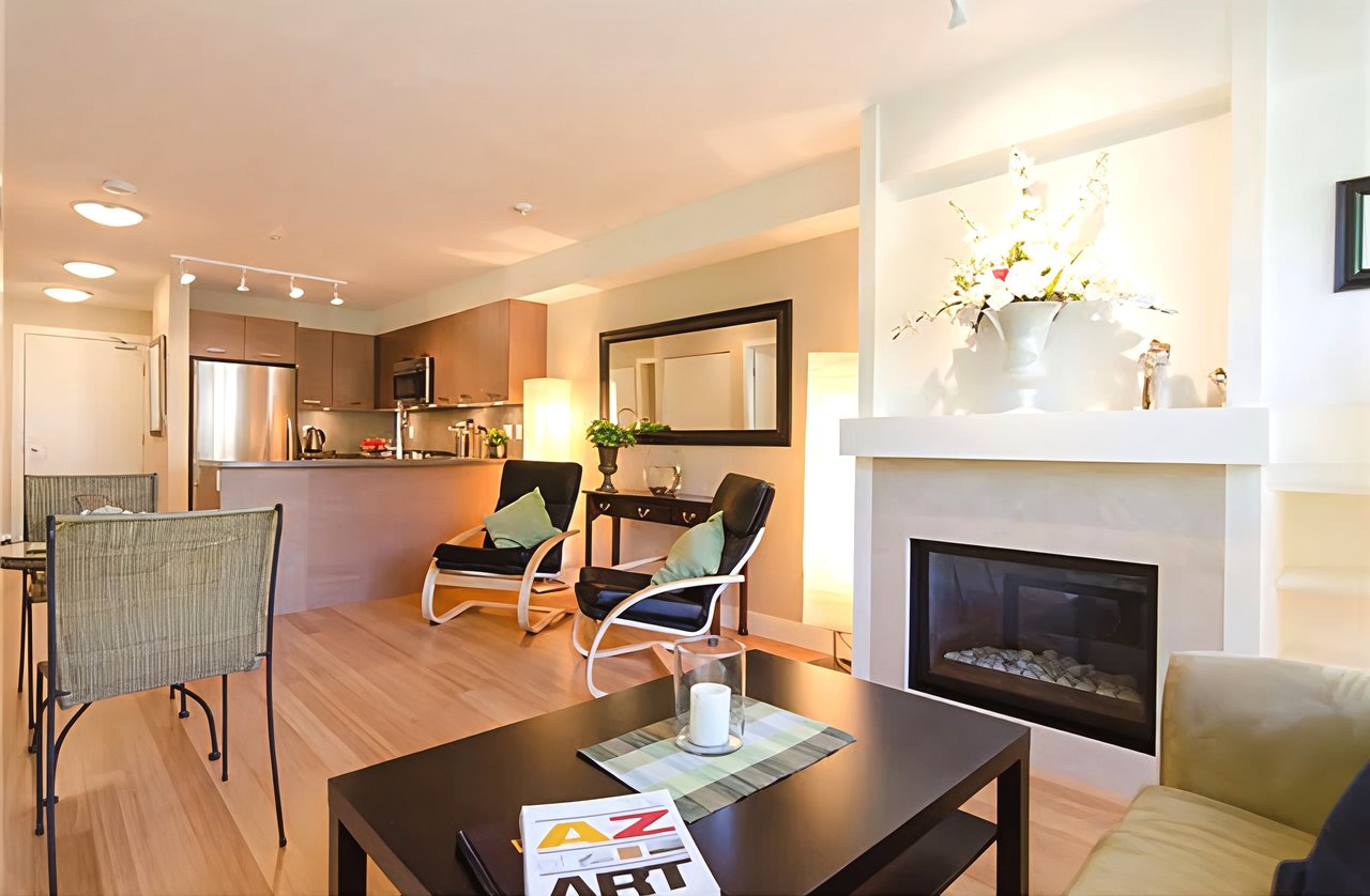 3732 Mt Seymour Pkwy, #204