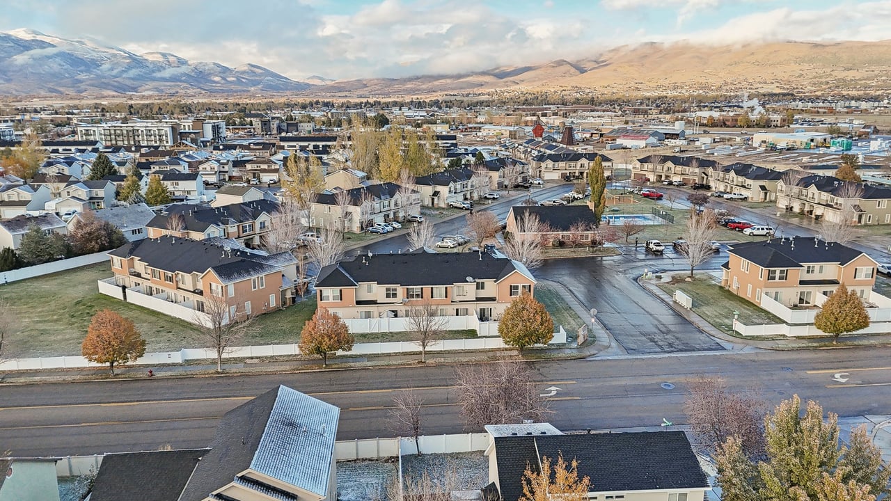 211 Greenfield Cir 103