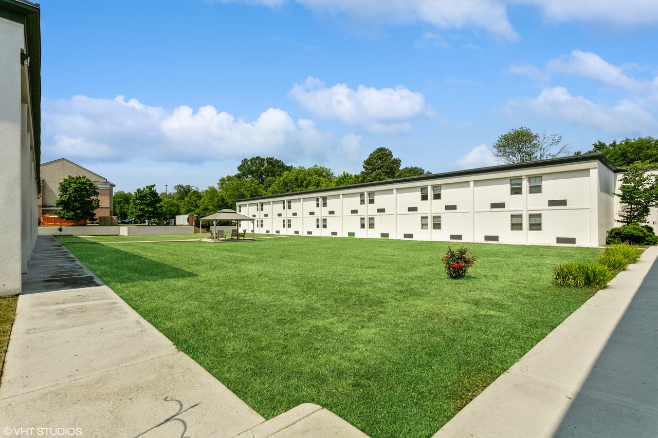 Brad Clousing Closes $15,100,000 Florida Portfolio