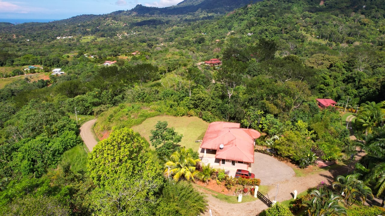 Ocean View home with Stunning Architectural Features in Tranquil Ojochal Hills