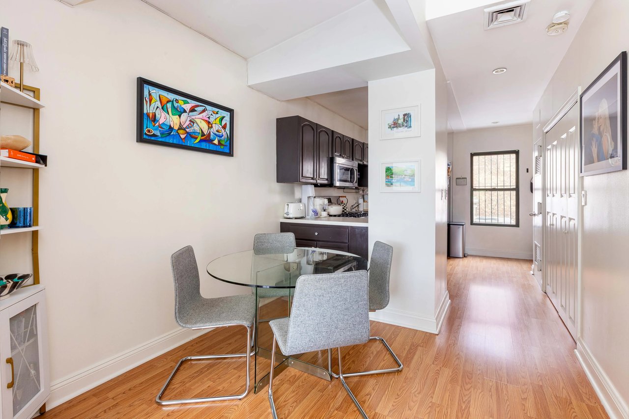 404 6th Ave