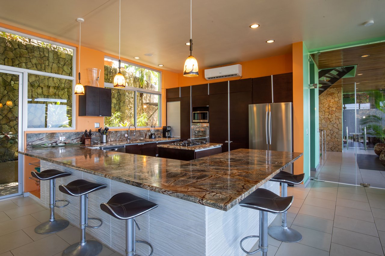 Casa Pura Vista, Iconic Oceanview Luxury Villa