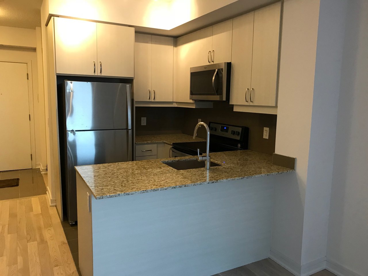 9201 Yonge St Unit: 418