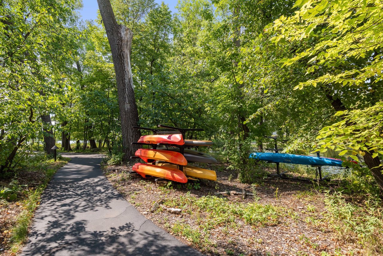 405 Carpenters Point, Wayzata