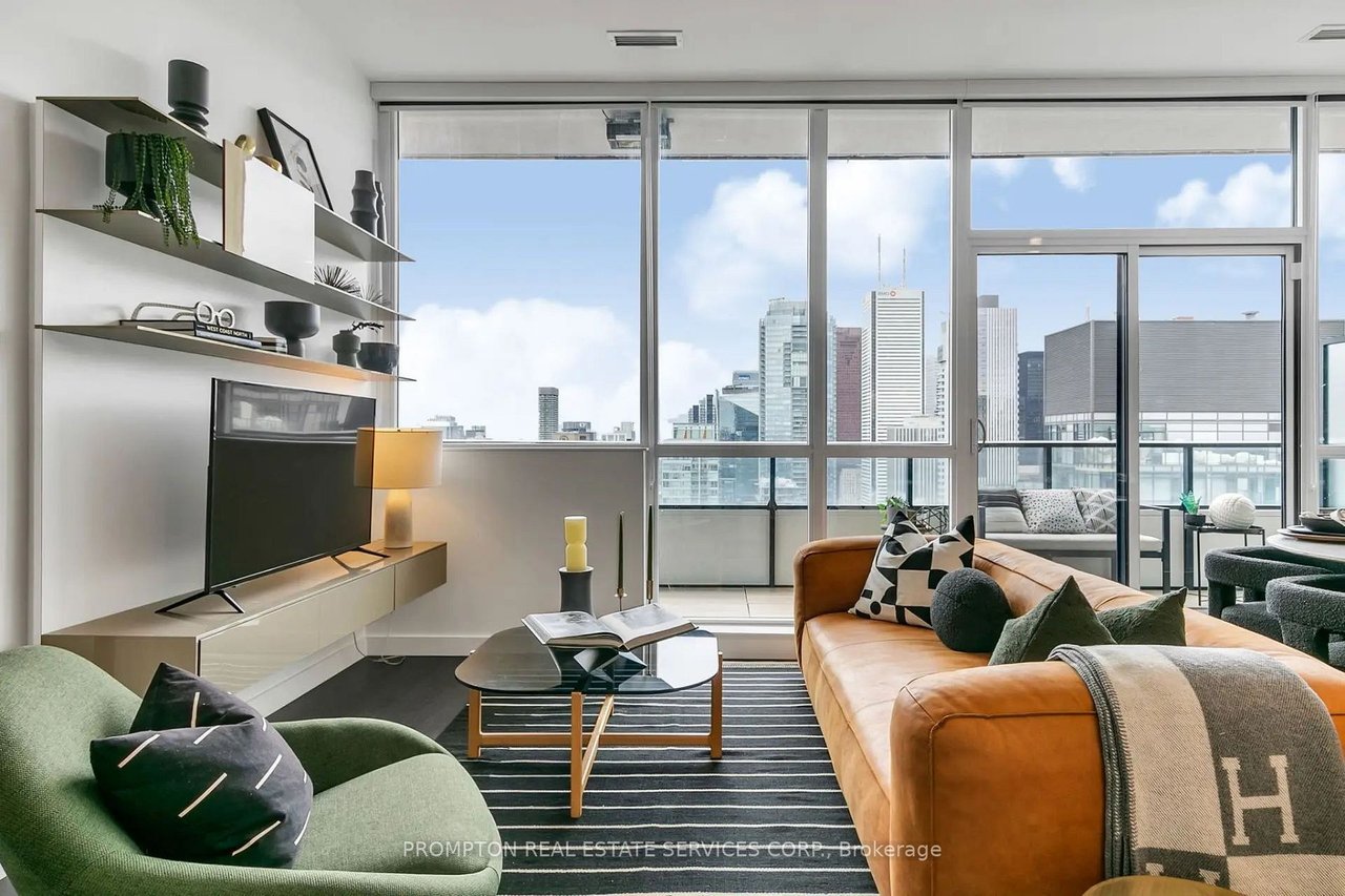 PERFECT DOWNTOWN PENTHOUSE