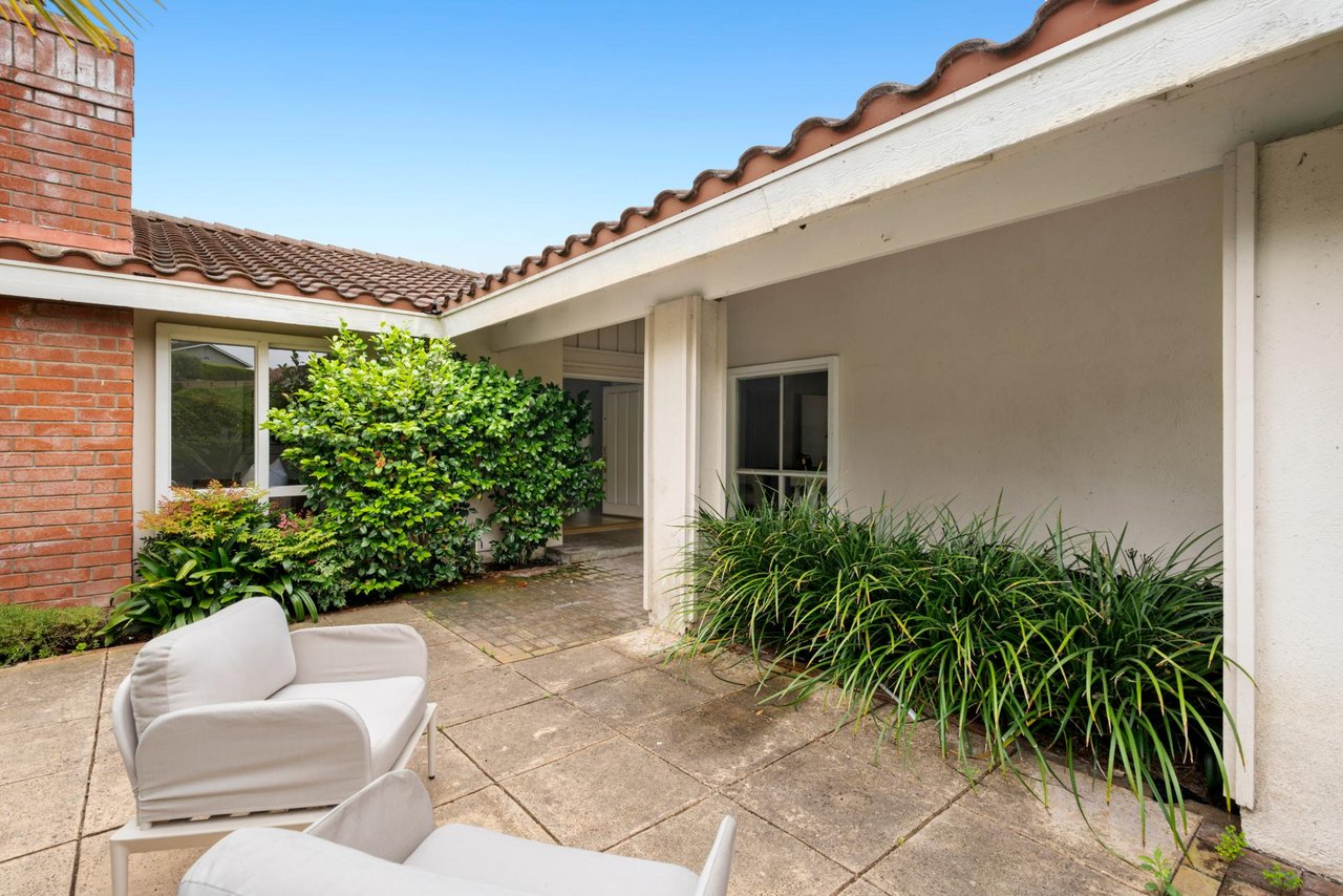 1606 Reef View Circle