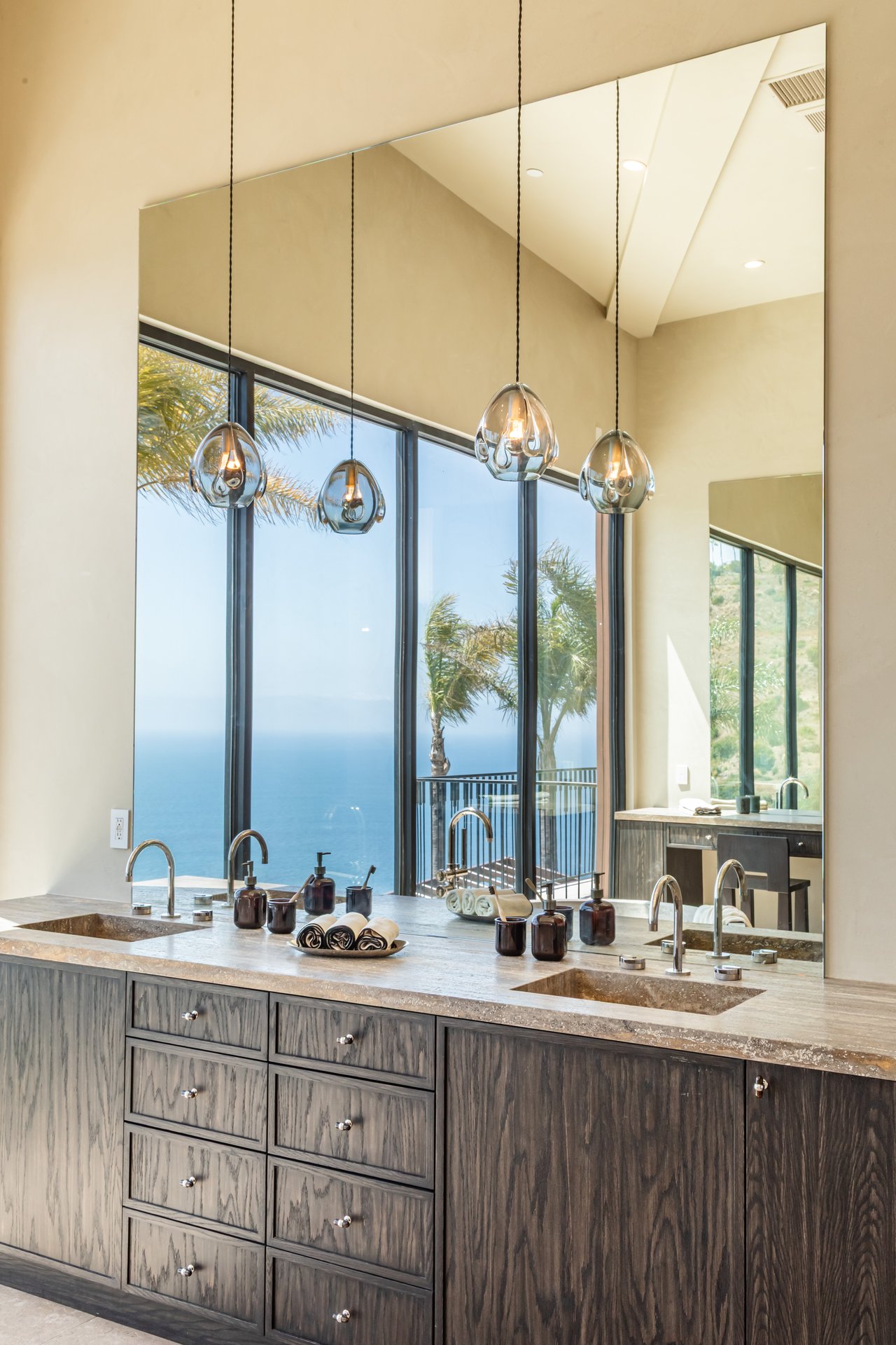 4346 Avenida De La Encinal