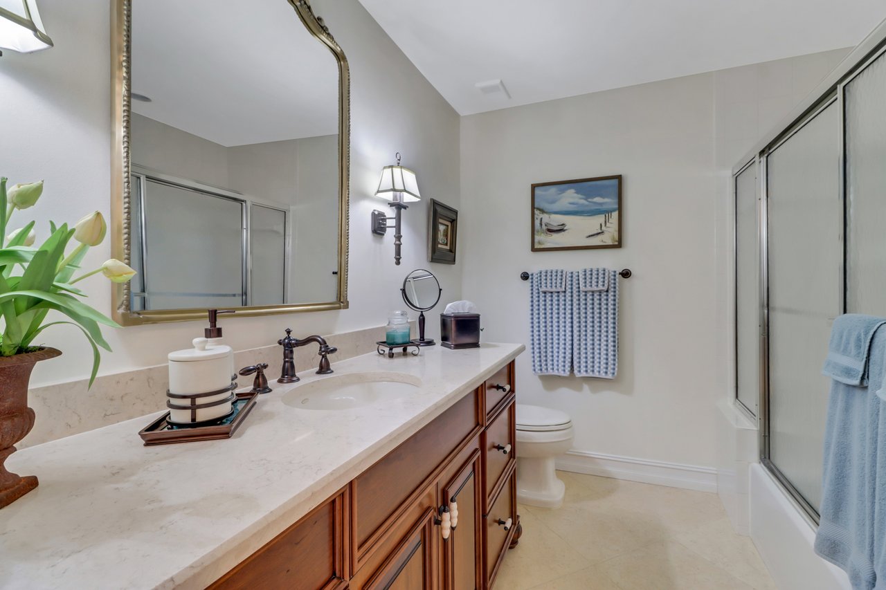 97 Silver Oaks CIR # 2101