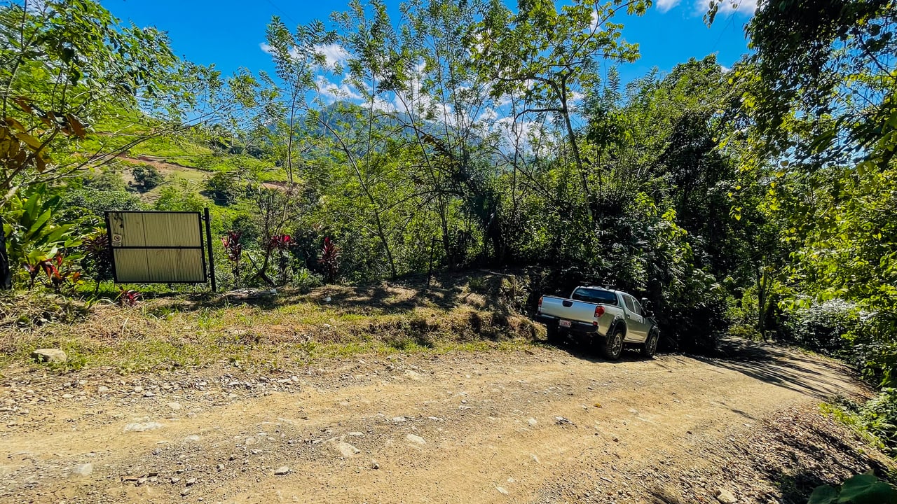 Private Mountain Sanctuary in Costa Rica awaits